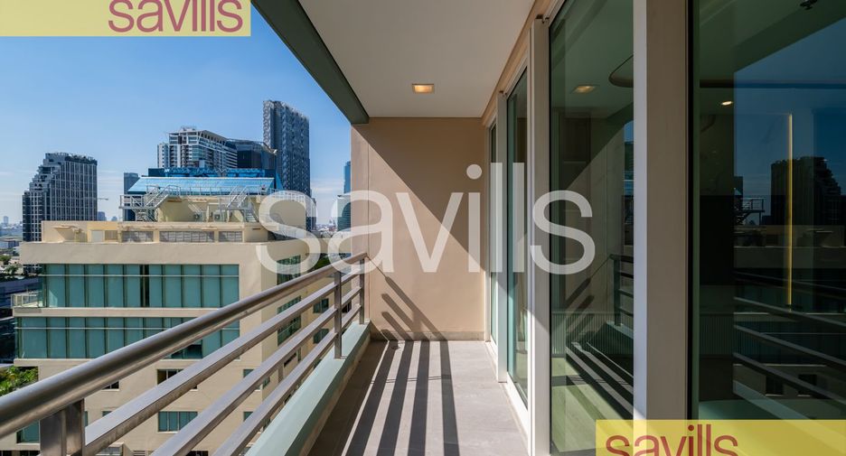 For rent 3 bedrooms condo in Sathon, Bangkok