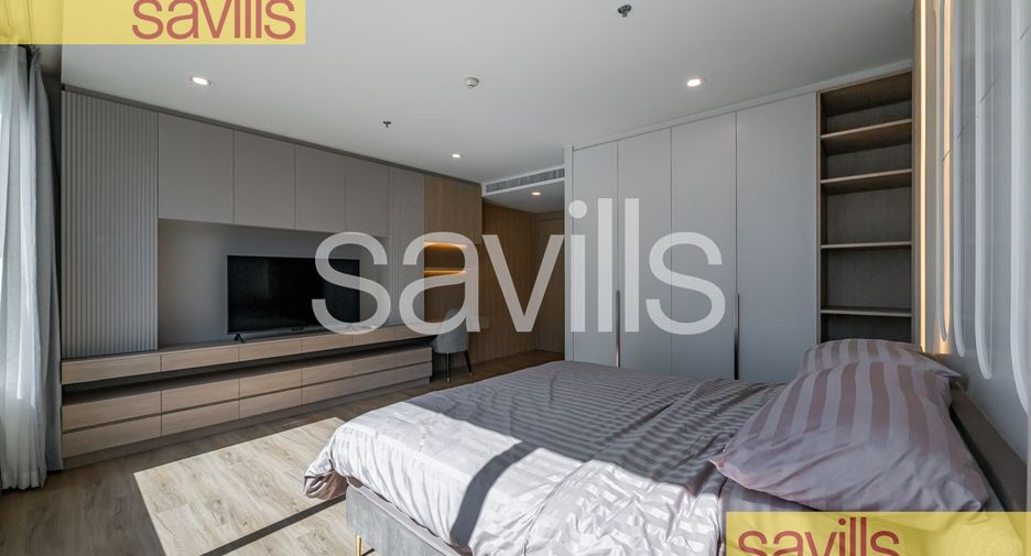 For rent 3 bedrooms condo in Sathon, Bangkok