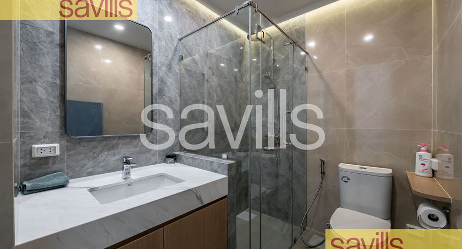 For rent 3 bedrooms condo in Sathon, Bangkok
