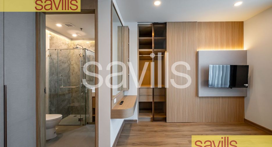 For rent 3 bedrooms condo in Sathon, Bangkok