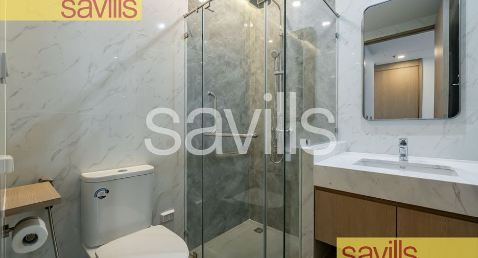 For rent 3 bedrooms condo in Sathon, Bangkok
