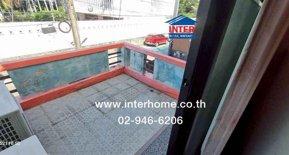 For sale 3 bedrooms townhouse in Chatuchak, Bangkok