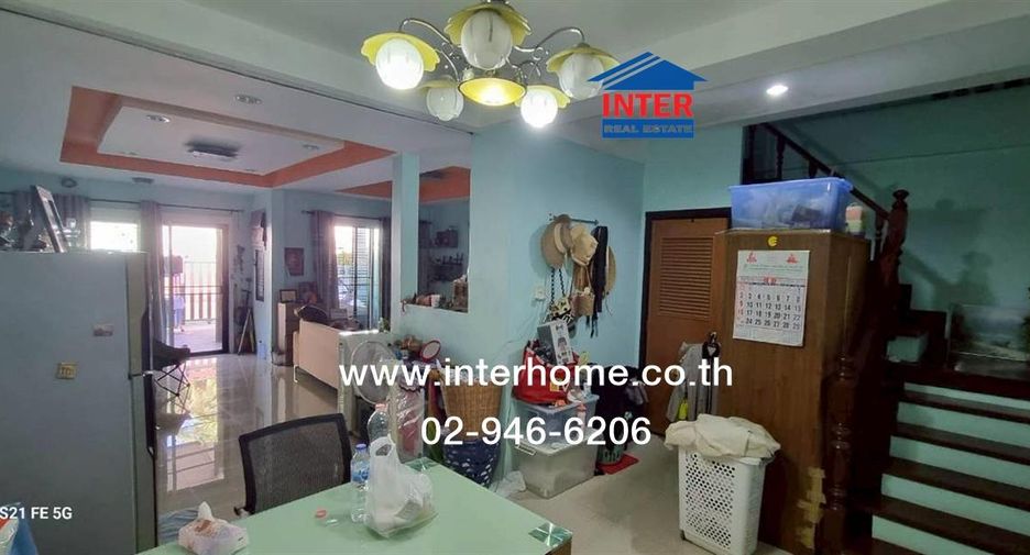 For sale 3 bedrooms townhouse in Chatuchak, Bangkok