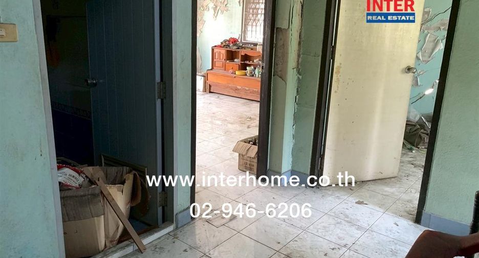 For sale 4 bedrooms townhouse in Min Buri, Bangkok