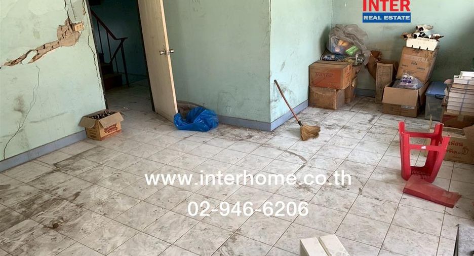 For sale 4 bedrooms townhouse in Min Buri, Bangkok