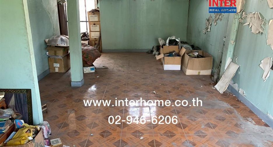 For sale 4 bedrooms townhouse in Min Buri, Bangkok