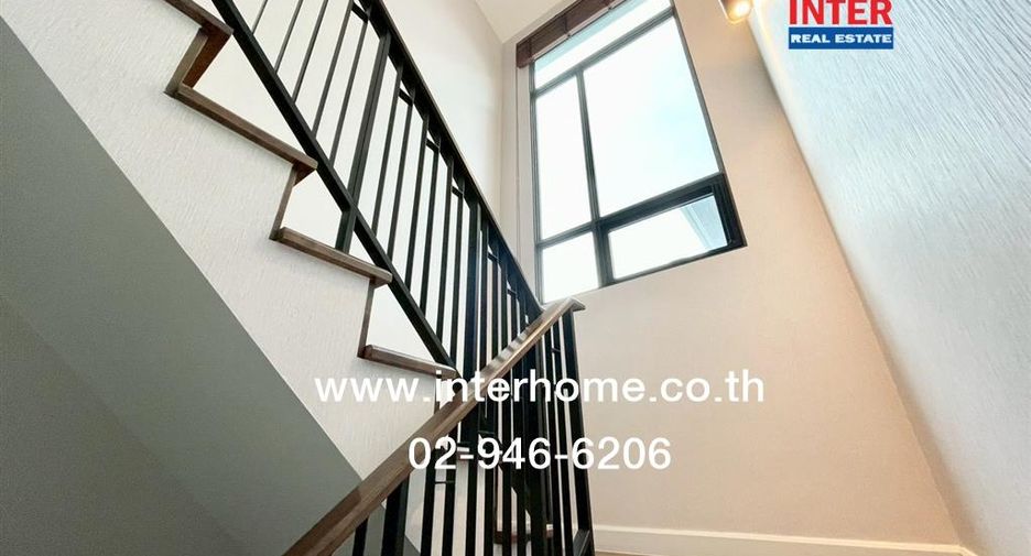 For sale 4 bedrooms house in Sai Mai, Bangkok
