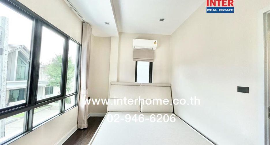 For sale 4 bedrooms house in Sai Mai, Bangkok