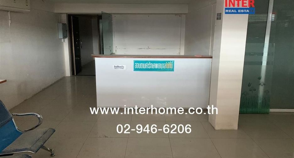For sale 21 bedrooms retail Space in Bang Kapi, Bangkok