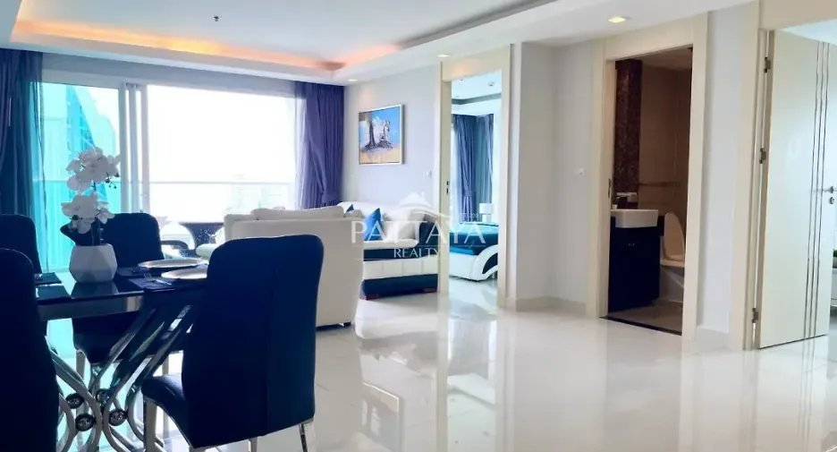 For sale 2 ベッドルーム condo in Bang Lamung, Chonburi