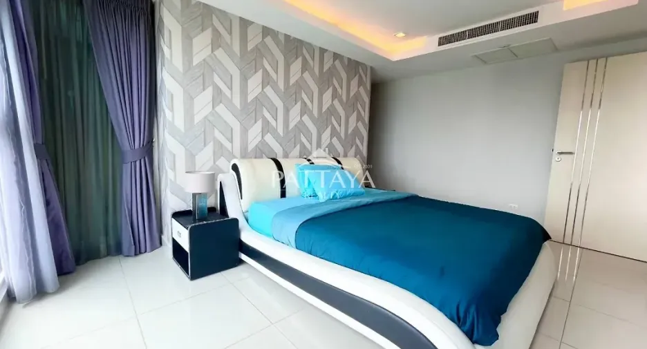 For sale 2 ベッドルーム condo in Bang Lamung, Chonburi