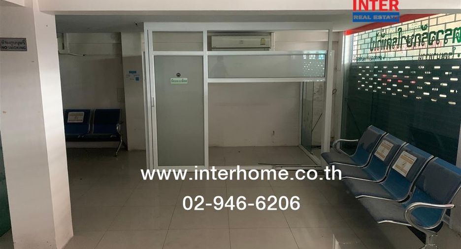 For sale 21 bedrooms retail Space in Bang Kapi, Bangkok