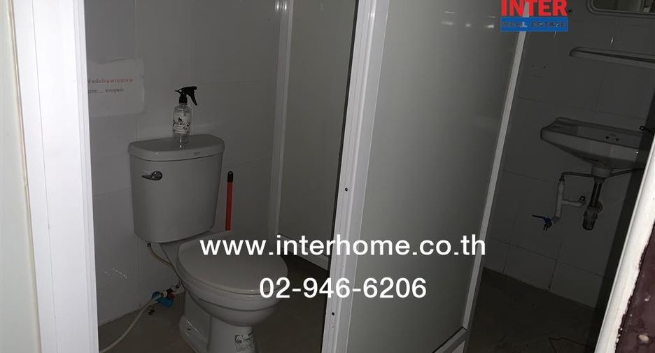 For sale 21 bedrooms retail Space in Bang Kapi, Bangkok