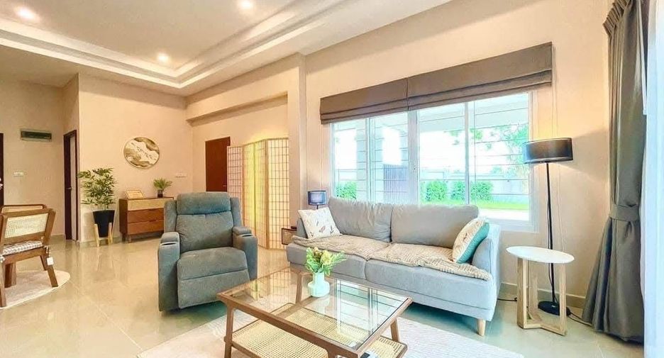 Haus zur Miete mit 3 Zimmer in Bang Lamung, Chonburi