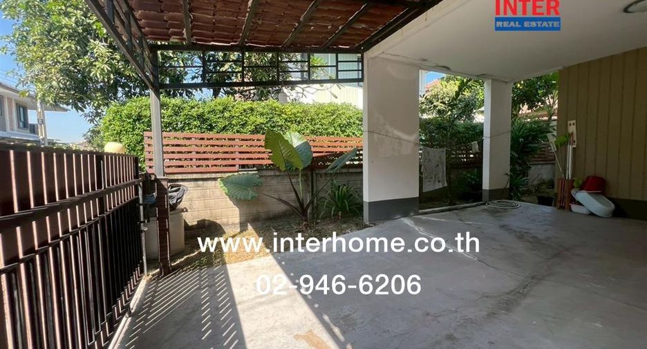 For sale 3 bedrooms house in Bang Na, Bangkok