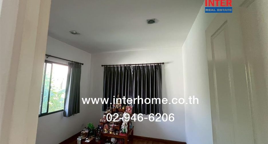 For sale 3 bedrooms house in Bang Na, Bangkok