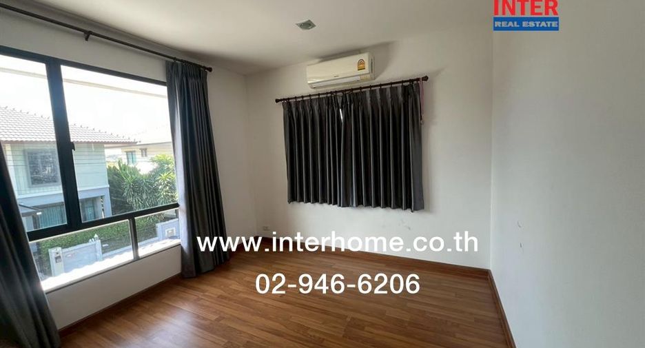 For sale 3 bedrooms house in Bang Na, Bangkok