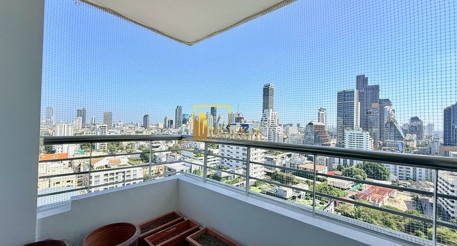 For rent 3 ベッドルーム condo in Watthana, Bangkok