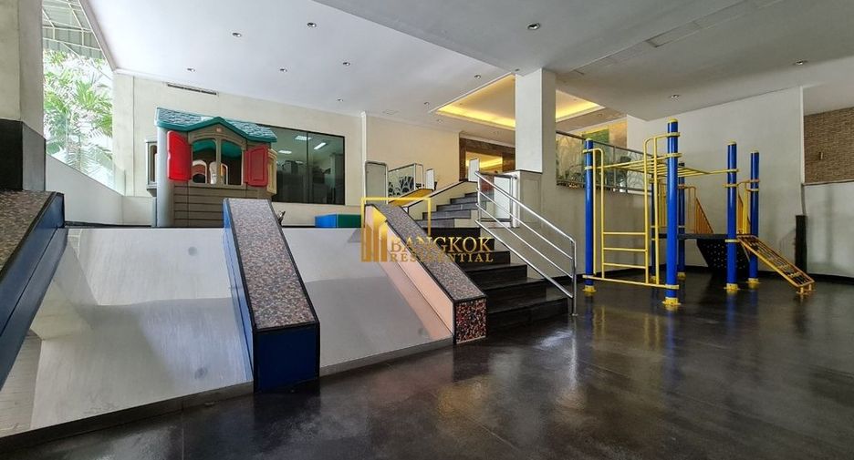 For rent 3 ベッドルーム condo in Watthana, Bangkok