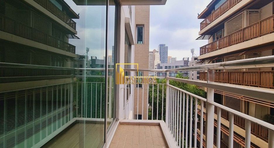 Apartment zur Miete mit 2 Zimmer in Khlong Toei, Bangkok