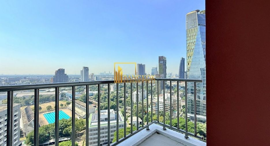 Wohnung zur Miete mit 3 Zimmer in Khlong Toei, Bangkok