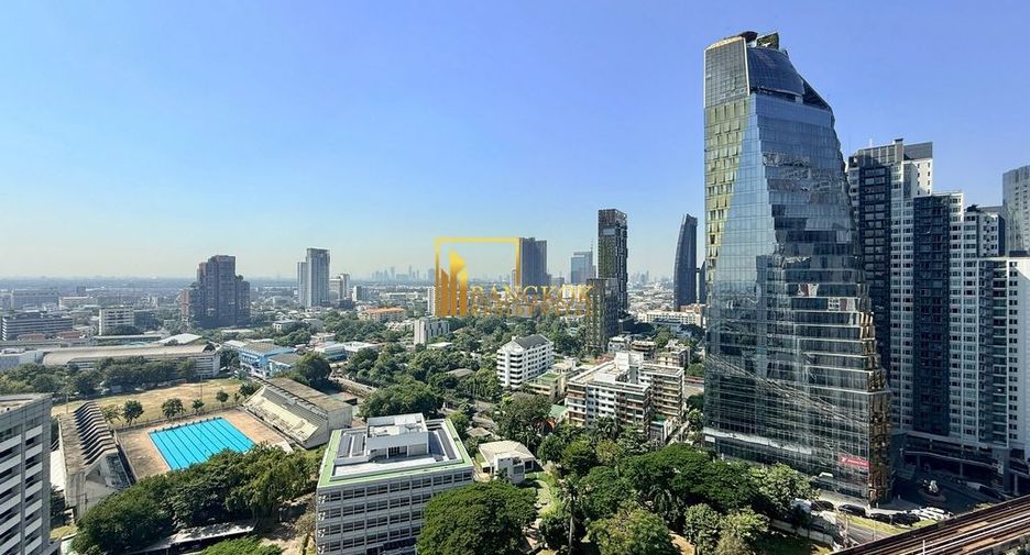 Wohnung zur Miete mit 3 Zimmer in Khlong Toei, Bangkok