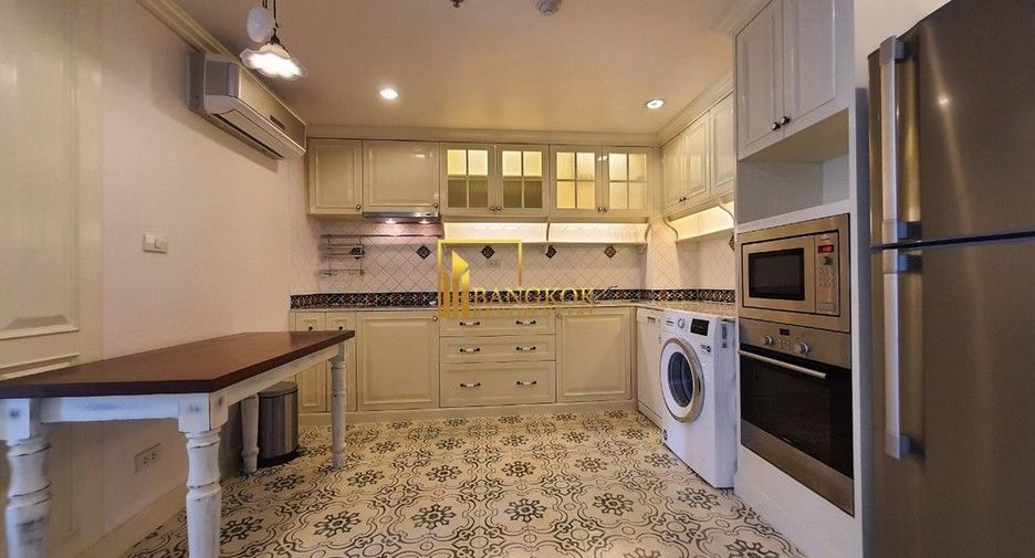Wohnung zur Miete mit 2 Zimmer in Pathum Wan, Bangkok