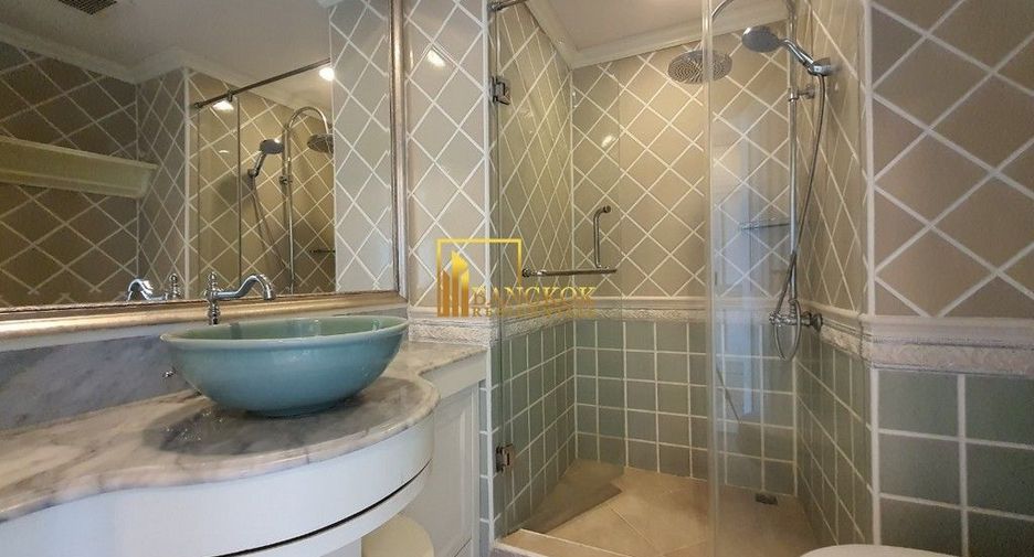 Wohnung zur Miete mit 2 Zimmer in Pathum Wan, Bangkok