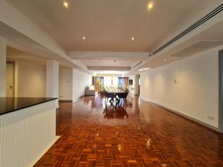 For rent 3 bedrooms apartment in Watthana, Bangkok