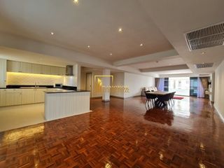 For rent 3 bedrooms apartment in Watthana, Bangkok