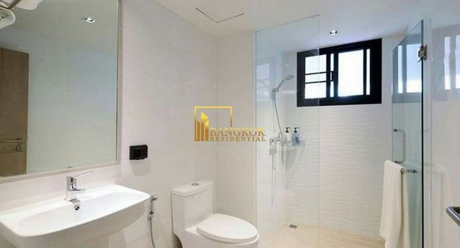 For rent 3 bedrooms apartment in Watthana, Bangkok