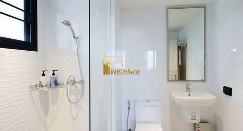 For rent 3 bedrooms apartment in Watthana, Bangkok