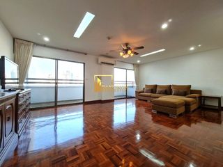 À louer 3 chambres appartement à Watthana, Bangkok