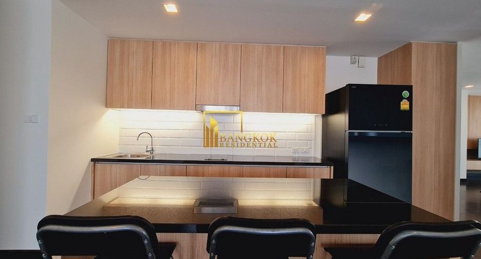 For rent 3 bedrooms apartment in Watthana, Bangkok