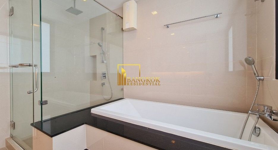 For rent 3 bedrooms apartment in Watthana, Bangkok