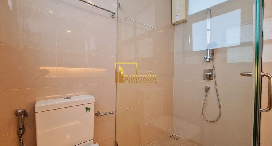 For rent 3 bedrooms apartment in Watthana, Bangkok