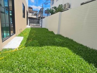 For sale 4 ベッドルーム house in Bang Na, Bangkok