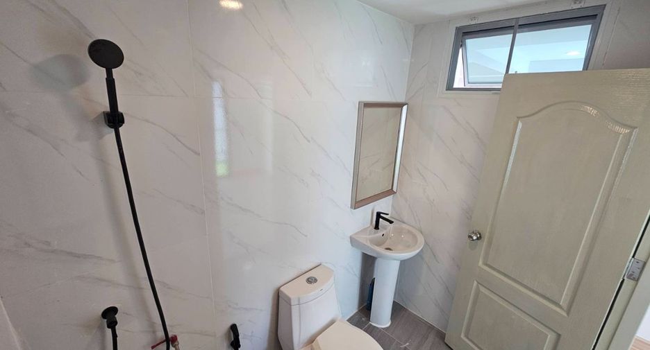 À vendre 4 chambres maison à Bang Na, Bangkok