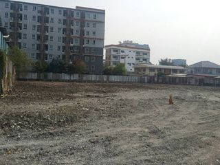 出租 土地 在 Phra Khanong, 曼谷