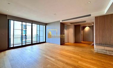 For rent 2 bedrooms condo in Yan Nawa, Bangkok