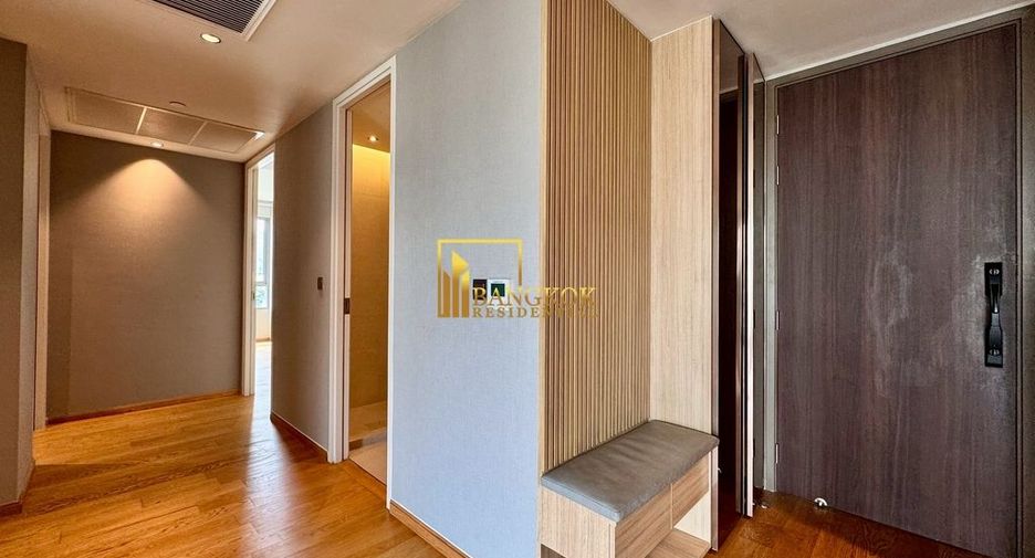 For rent 2 bedrooms condo in Yan Nawa, Bangkok