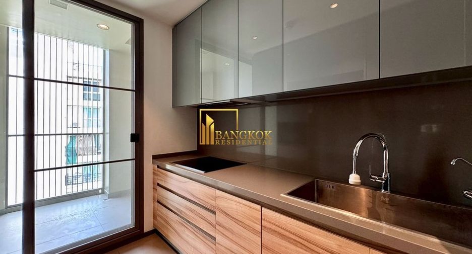 For rent 2 bedrooms condo in Yan Nawa, Bangkok