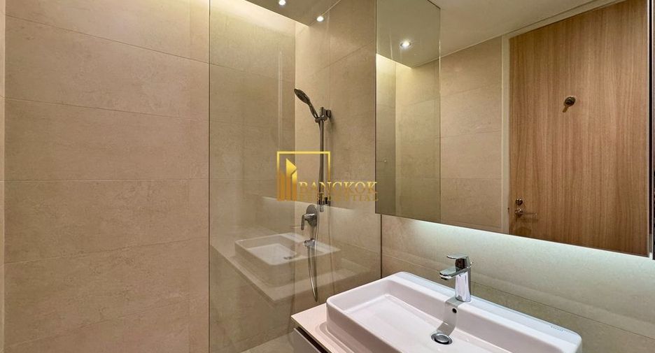 For rent 2 bedrooms condo in Yan Nawa, Bangkok