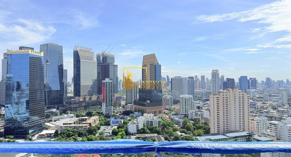 For rent 2 bedrooms condo in Sathon, Bangkok