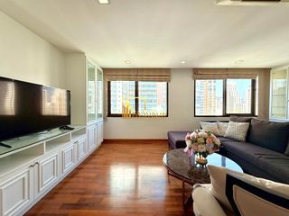 For rent 3 bedrooms condo in Khlong Toei, Bangkok