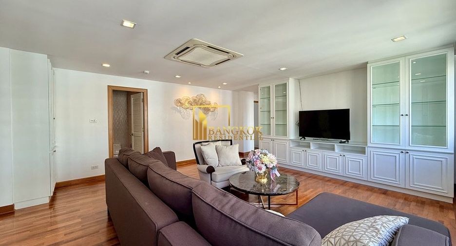 For rent 3 bedrooms condo in Khlong Toei, Bangkok