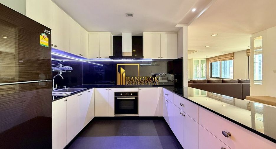 For rent 3 bedrooms condo in Khlong Toei, Bangkok
