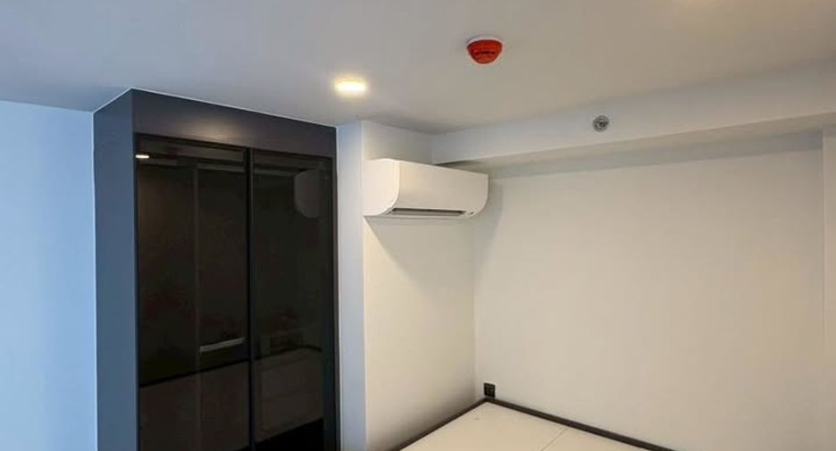 Condo en venta de 2 habitaciones en Bang Rak, Bangkok