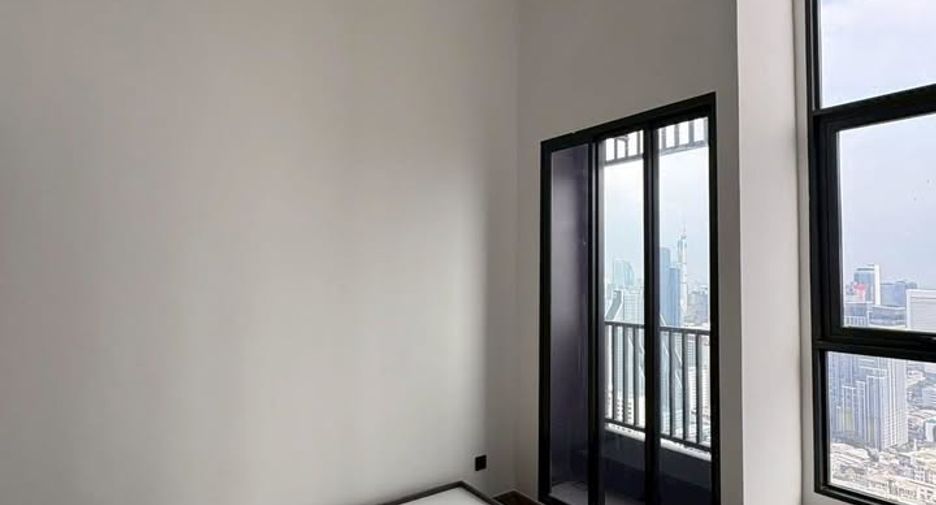 Condo en venta de 2 habitaciones en Bang Rak, Bangkok