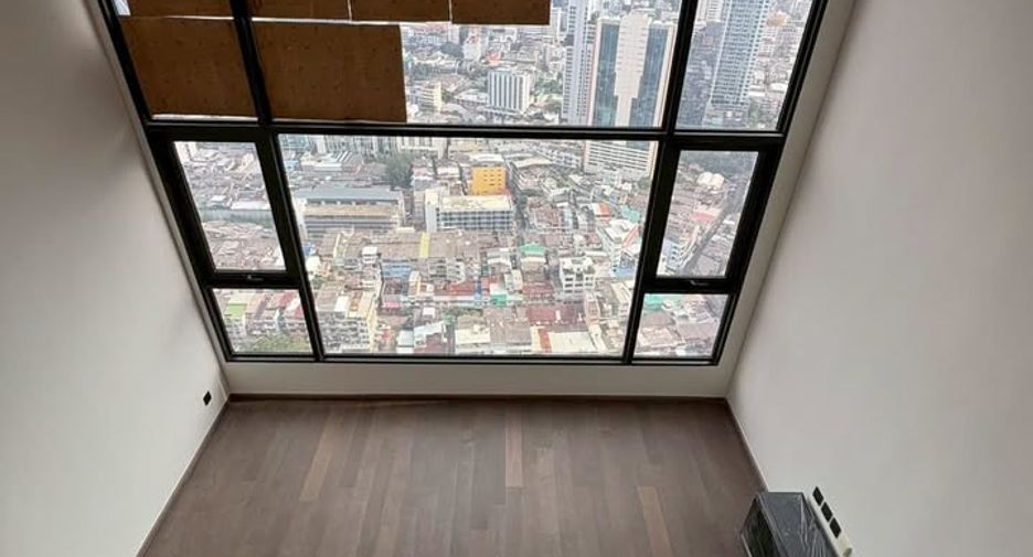 Condo en venta de 2 habitaciones en Bang Rak, Bangkok